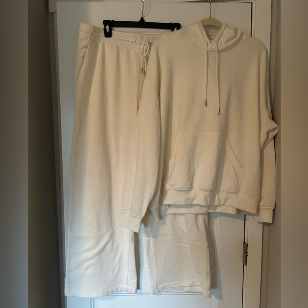 H&M BASICS Cream Hoodie and Sweatpants Set XL